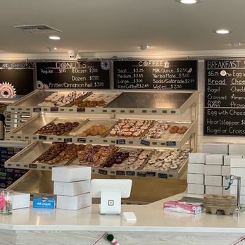 Island Donuts & Bagels - On a Saturday about 30 minutes before close. Tons of amazinf donuts still left! - Donuts Near Me - St. Augustine, Florida Island Donuts & Bagels - On a Saturday about 30 minutes before close. Tons of amazinf donuts still left! - Donuts Near Me - St. Augustine, Florida
