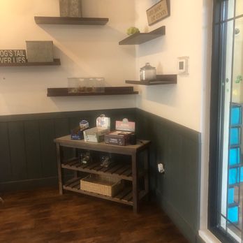 The Lodge - Inside - Pet Boarding Near Me - Thonotosassa, Florida