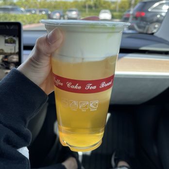 85°C Bakery Cafe-Irvine Spectrum - Green Milk Tea - Coffee & Tea Near Me - Irvine, California 85°C Bakery Cafe-Irvine Spectrum - Green Milk Tea - Coffee & Tea Near Me - Irvine, California