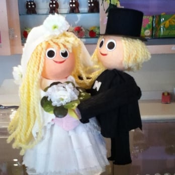 andSons Chocolates - so adorable. but, i'd need a brunette bride:) - Chocolatiers & Shops Near Me - Beverly Hills, California