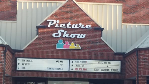 Picture Show at Bloomingdale Court by null