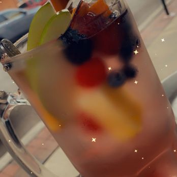 Amicci's - White Sangria - Italian Near Me - Baltimore, Maryland