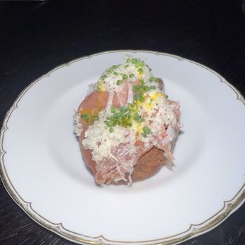 Pasjoli - Puff pastry with prosciutto and cheese - French Near Me - Santa Monica, California Pasjoli - Puff pastry with prosciutto and cheese - French Near Me - Santa Monica, California