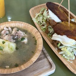 Mi Llano Grill - Sancocho y patacon con carne mechada