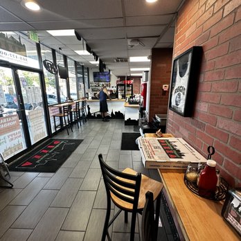 Brooklyn's Finest Pizza - Dine in - Pizza Near Me - Denver, Colorado Brooklyn's Finest Pizza - Dine in - Pizza Near Me - Denver, Colorado