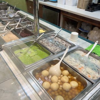 Hien Khanh Dakao - Hot Bar - Desserts Near Me - San Jose, California Hien Khanh Dakao - Hot Bar - Desserts Near Me - San Jose, California