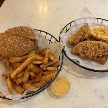 Chicken G's - The G Tender Meal (2 pc) The Big G - Halal Near Me - Mountain View, California