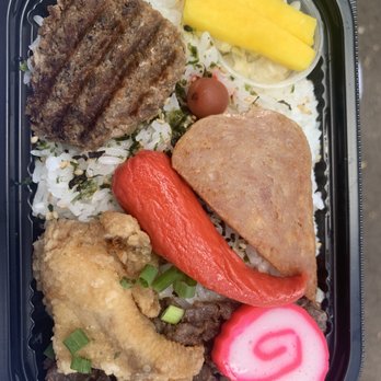 Standard Bakery - Awesome little lunch! - Bakeries Near Me - Kealakekua, Hawaii