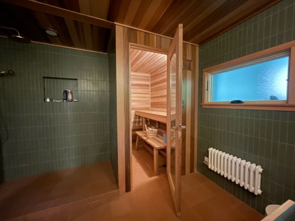 Slide of Queen Plumbing