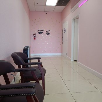 Kiara Threading - Eyebrow Services Near Me - Temecula, California