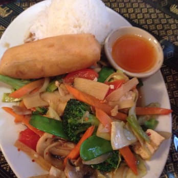 Thai Taste - Veggie stir fry with tofu - Thai Near Me - Charlotte, North Carolina Thai Taste - Veggie stir fry with tofu - Thai Near Me - Charlotte, North Carolina