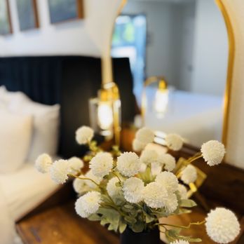 New Haven Inn - Hotels Near Me - Solvang, California