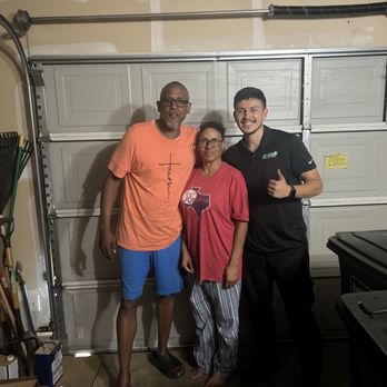 Meadows Garage Doors - Garage Door Services Near Me - Dallas, Texas