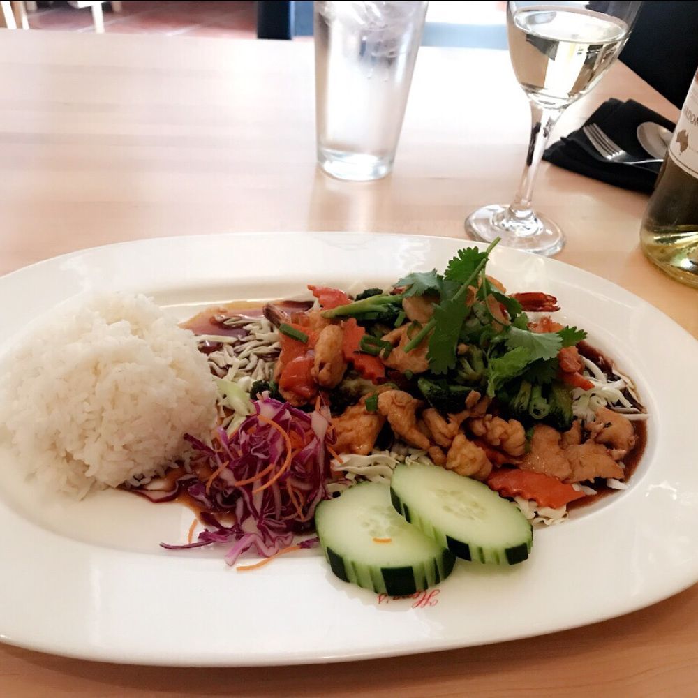 Heng's Thai Cuisine - Thai Near Me - Springfield, Pennsylvania Heng's Thai Cuisine - Thai Near Me - Springfield, Pennsylvania