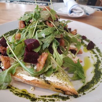 Crown Republic Gastropub - Beet Toast - Gastropubs Near Me - Cincinnati, Ohio