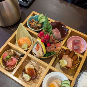 Oo-Kinza Fish House - Japanese Near Me - Toronto, Ontario Oo-Kinza Fish House - Japanese Near Me - Toronto, Ontario