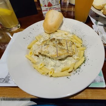 Coco & Nini's Restaurant and Lounge - Creamy Lemon Penne with Chicken - Italian Near Me - Carlisle, Iowa
