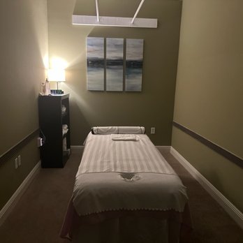 Miramar Massage & Wellness - Quiet, calm, clean massage room with music - Massage Near Me - Miramar Beach, Florida Miramar Massage & Wellness - Quiet, calm, clean massage room with music - Massage Near Me - Miramar Beach, Florida
