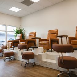 Plush Salon & Spa