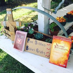 Lavagnino Orchards Cherry Stand - Complimentary Bibles!