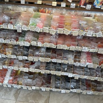 Lin's Hawaiian Snacks - Candy options - Bubble Tea Near Me - Honolulu, Hawaii