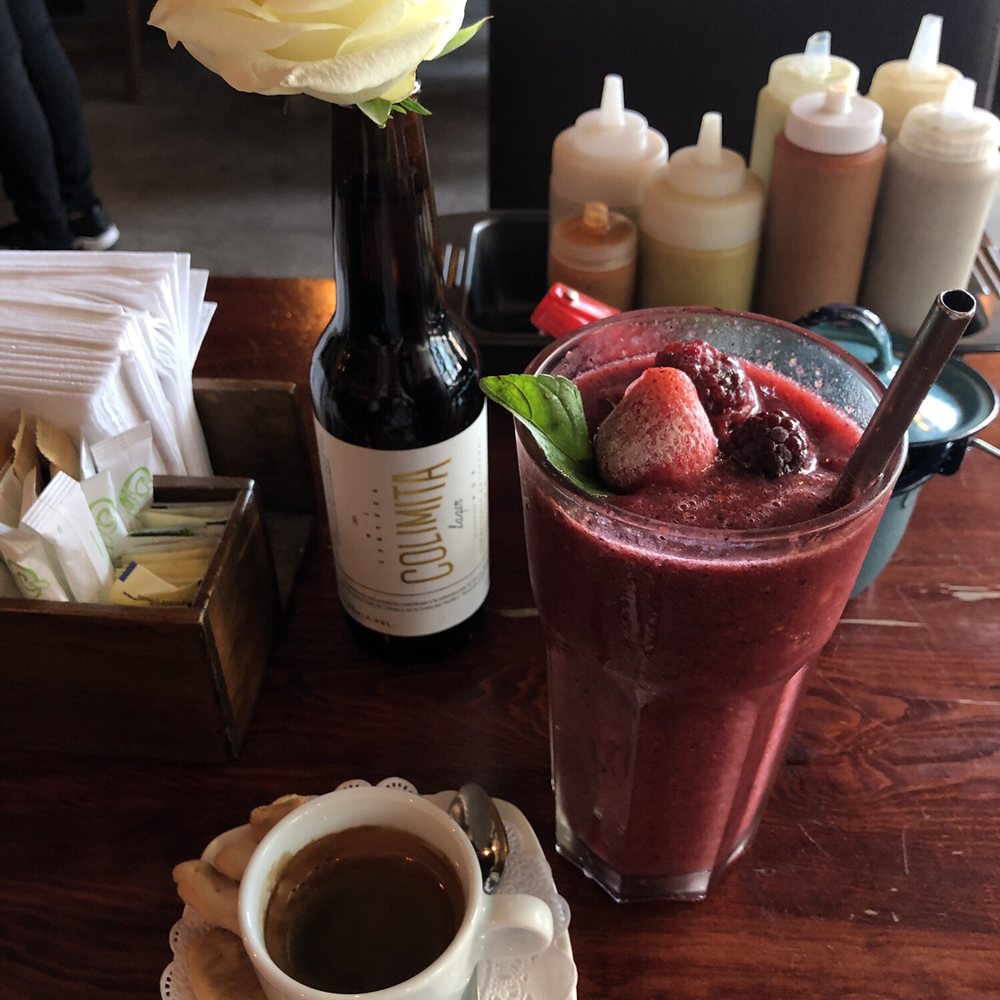 Natureza - Espresso and Berries smoothie. - Salad Near Me - Puerto Vallarta, JAL