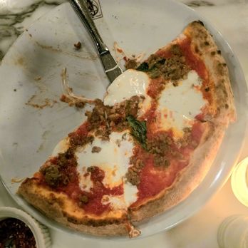 Zero Otto Nove - Margarita pizza with sausage added - Italian Near Me - New York, New York Zero Otto Nove - Margarita pizza with sausage added - Italian Near Me - New York, New York