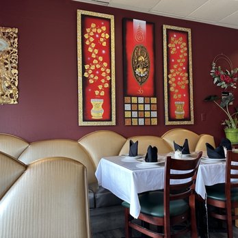 Siam Thai Cuisine - Interior - Thai Near Me - San Jose, California Siam Thai Cuisine - Interior - Thai Near Me - San Jose, California