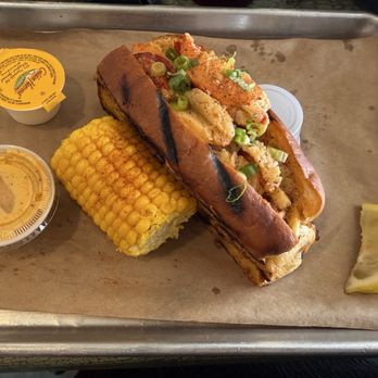 Salty Pearl Raw Bar - Lobster roll with corn - Seafood Near Me - Pensacola, Florida
