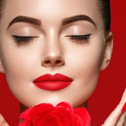Le'Bleu Diamond Cosmetics - Red matte lip