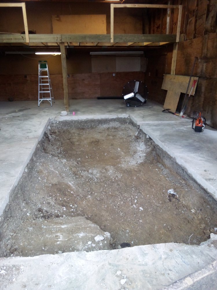 Slide of ET Excavating