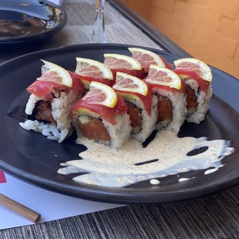 Crazy Rock'N Sushi - LEMON ROLL - Sushi Bars Near Me - Glendale, California Crazy Rock'N Sushi - LEMON ROLL - Sushi Bars Near Me - Glendale, California