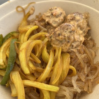 Vale Healthy Kitchen - Jacksonville - Small Bowl with Sweet potato noodles, onions and peppers, turkey meatballs - Acai Bowls Near Me - Jacksonville, Florida Vale Healthy Kitchen - Jacksonville - Small Bowl with Sweet potato noodles, onions and peppers, turkey meatballs - Acai Bowls Near Me - Jacksonville, Florida