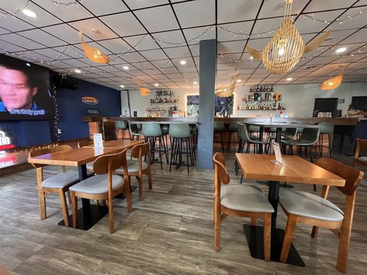 Fat Moon Restaurant & Bar by null