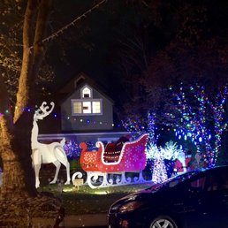 Photo of East Sacramento's Fab 40s Christmas Lights - Sacramento, CA, United States. FAB 40s @ Christmas !!!