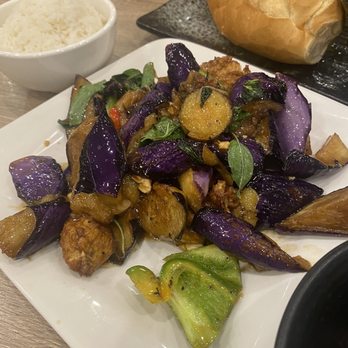 Happy Buddha Kitchen - 38. Stir Fried Eggplant with Tofu C Tm Xo u H - Vegetarian Near Me - Temple City, California Happy Buddha Kitchen - 38. Stir Fried Eggplant with Tofu C Tm Xo u H - Vegetarian Near Me - Temple City, California