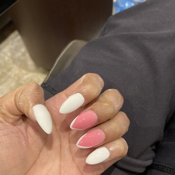 Qnail Bar - This was what I ended up with, awful pink color nothing like the photo and the lines were done terribly after 5 different attempts - Skin Care Near Me - Goodyear, Arizona Qnail Bar - This was what I ended up with, awful pink color nothing like the photo and the lines were done terribly after 5 different attempts - Skin Care Near Me - Goodyear, Arizona