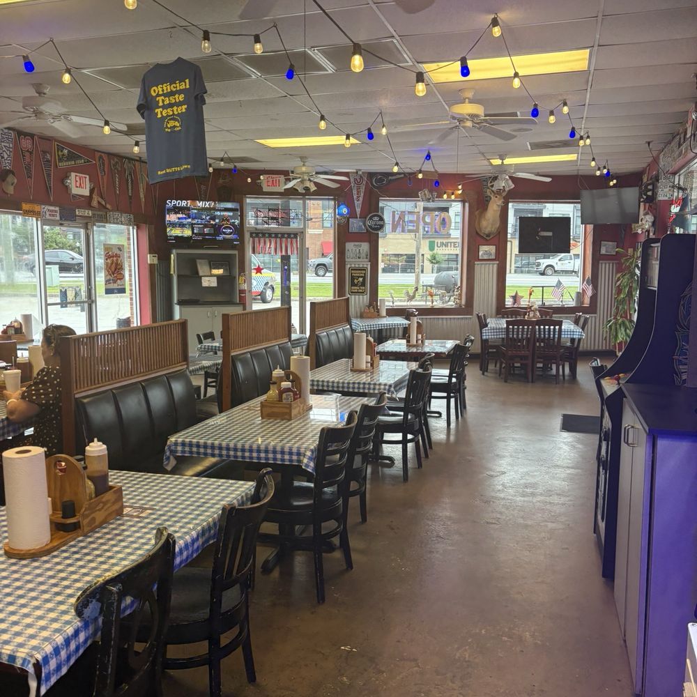 Pig-N-Chik BBQ - Inside - Barbeque Near Me - Chamblee, Georgia Pig-N-Chik BBQ - Inside - Barbeque Near Me - Chamblee, Georgia