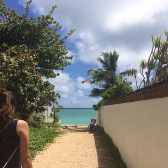 Lanikai Beach - The ally to the beach - Beaches Near Me - Kailua, Hawaii