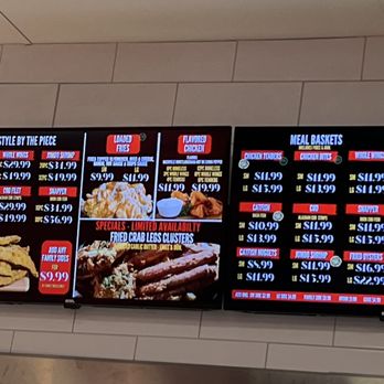 Skips Fish & Chicken - Inside - Chicken Wings Near Me - Sacramento, California