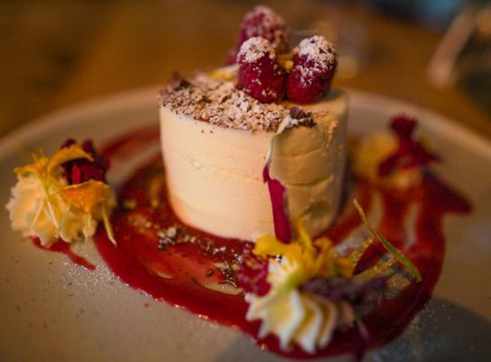 Quince Lakehouse by null