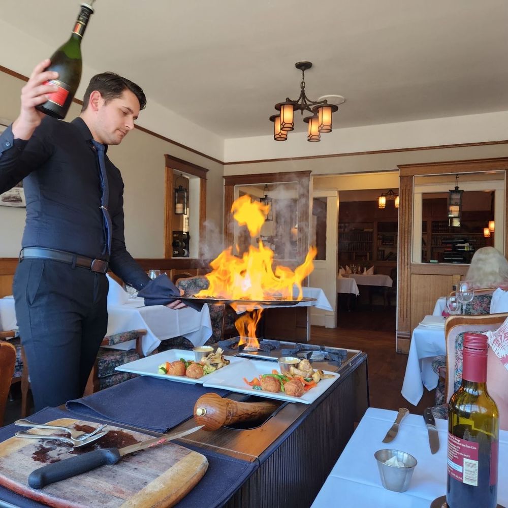 Old Surrey Restaurant - Chateaubriand - French Near Me - Surrey, British Columbia