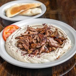 Dubai Grill - Hummus with Beef