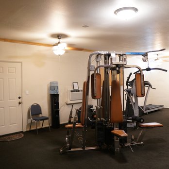 Village Inn Hotel - Our fitness room is open from 9am-9pm every day! - Hotels Near Me - Springfield, Oregon Village Inn Hotel - Our fitness room is open from 9am-9pm every day! - Hotels Near Me - Springfield, Oregon