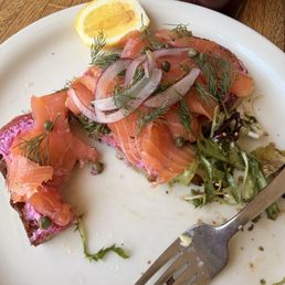 Smoked salmon toast Smoked salmon toast