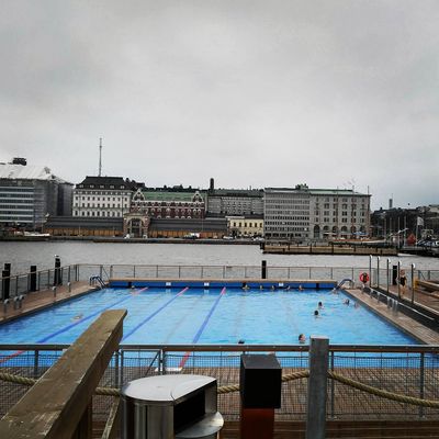 Allas Pool by null