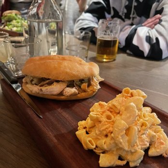 Leftcraft - Pulled chicken sandwich - Gastropubs Near Me - Edmonds, Washington Leftcraft - Pulled chicken sandwich - Gastropubs Near Me - Edmonds, Washington