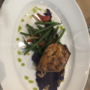 Sprigs Grille Restaurant - Seafood Near Me - Kapolei, Hawaii