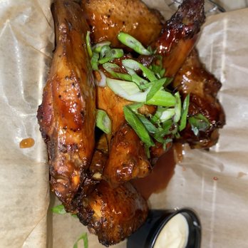 Guanabanas - Wings 2nd batch, better but not great - Seafood Near Me - Jupiter, Florida