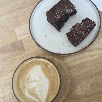 AM Craft - Brownie & honey lavender latte - Coffee & Tea Near Me - San Jose, California